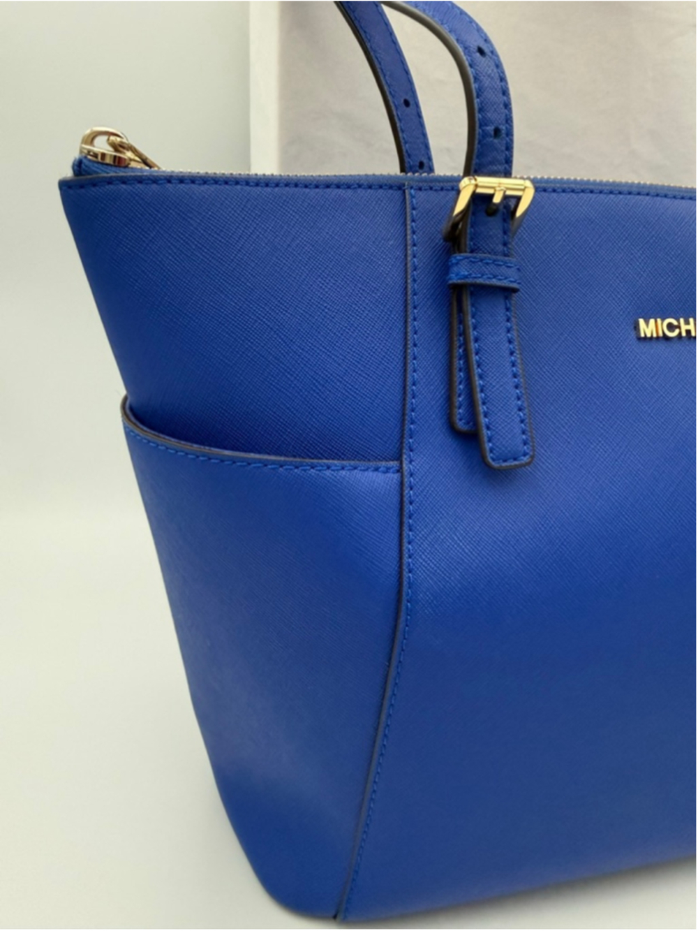 Women's Michael Kors Blue Tote Bag with Gold Hardware - Picture 4 of 10